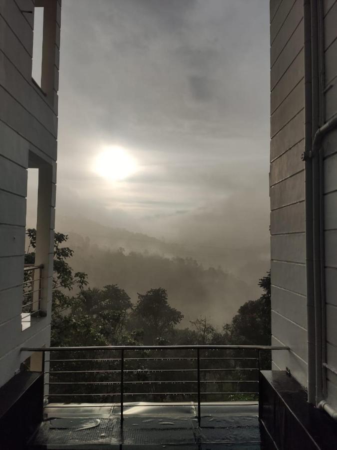 Nature Clouds Resort Munnar Eksteriør bilde